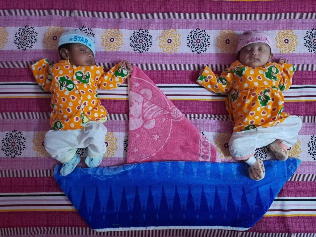 মাতৃত্ব: জমজ সন্তান 